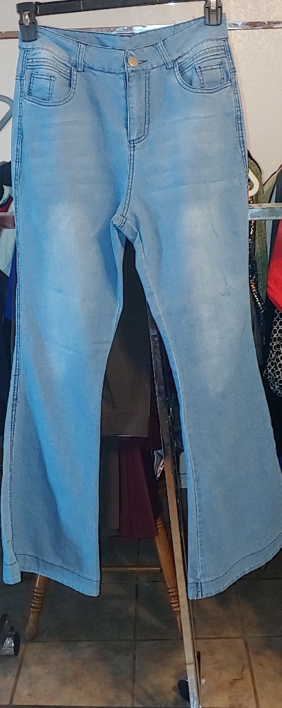 EUC! FLARE JEANS